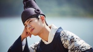 5 Reasons to Start Watching  'Love In The Moonlight'