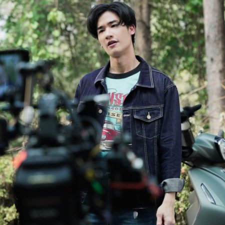 Tay Tawan Vihokratana