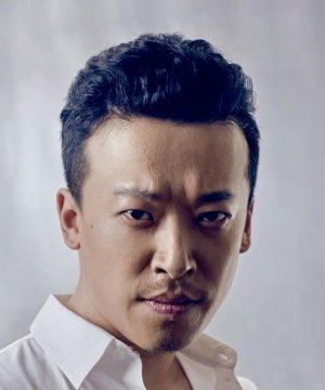 Lun Guo
