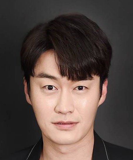 Eui Shik Oh