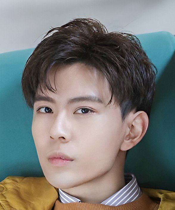 Wen Bin Huang