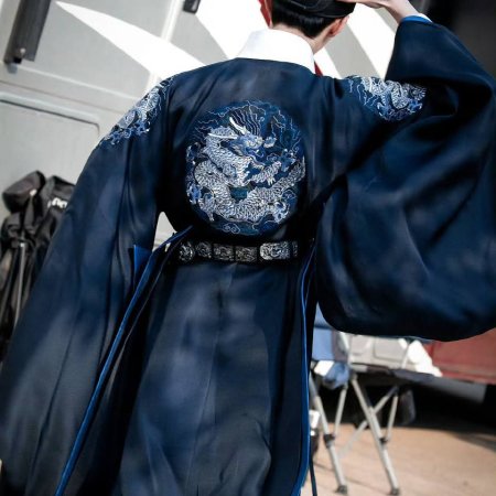 Reborn of the Rightful ()