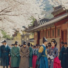 The Queen Who Crowns Korean Drama photo