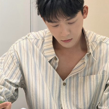 Zhang Wan Yi