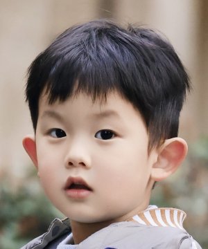 Yan Wen Zhou