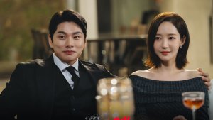 Lee Yi Kyung is set to make a cameo in 'Confidence Queen,' reuniting with Park Min Young