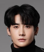 Llouis Chanathut Savetwith