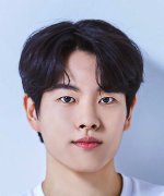 Shin Yong Bum