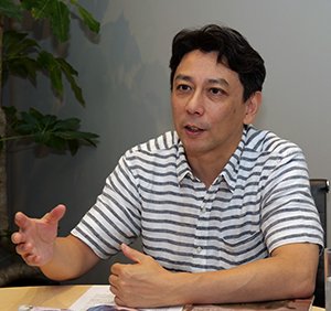 Tomohiro Yokomaku