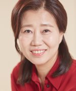 Hwang Youn Hee