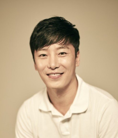 Han Jun Kim