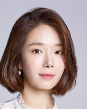 Eun Min Go