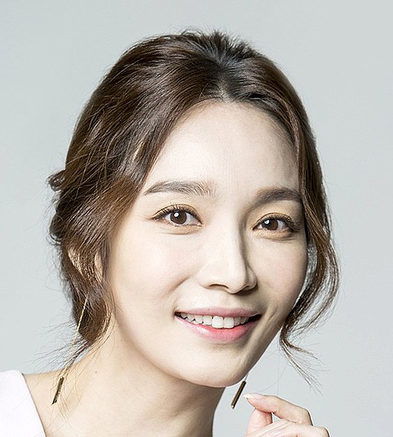 Min Young Lee