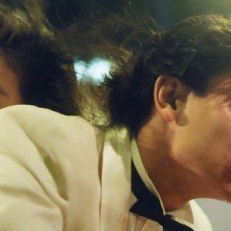A Moment Of Romance (1990)