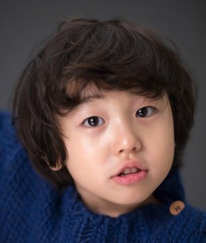 Hyun Woo Kim