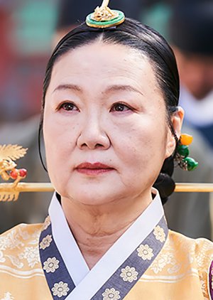 Queen Dowager Cho | Papel de Rainha