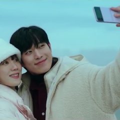 Sh**ting Stars Korean Drama photo