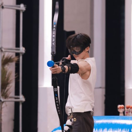 Sunshine Market (2025)