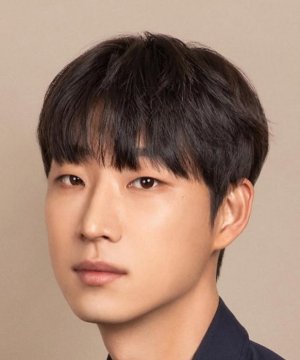 Hee Goo Kang