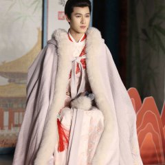 Tigers Sniff the Rose Chinese Drama photo