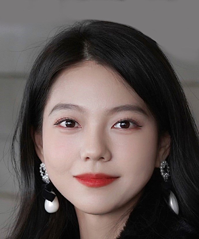 Xiao Ying Qian