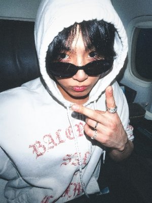 yas