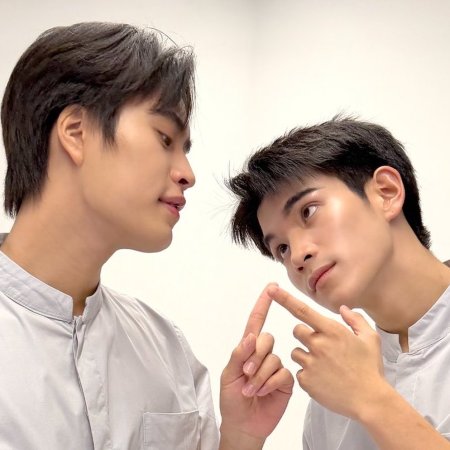 Gemini Norawit Titicharoenrak