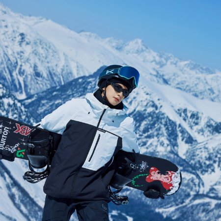 Ski into Love (2025)