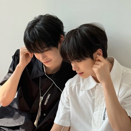 Secret Relationships (2025)