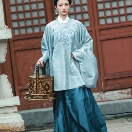 A Ming Dynasty Adventure ()
