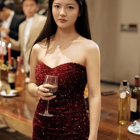 Xiao Shi De Ta Zhi Qian Jin Gui Lai (2024)