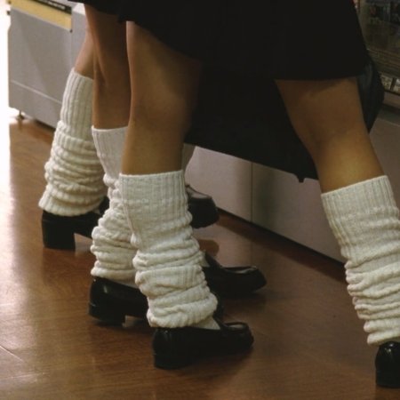 A Gentle Breeze in the Village (2007)