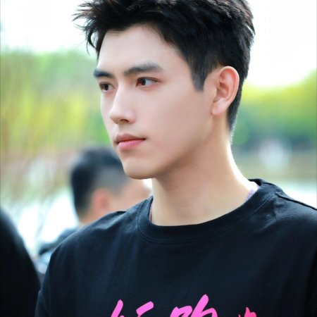Eat Run Love (2025)