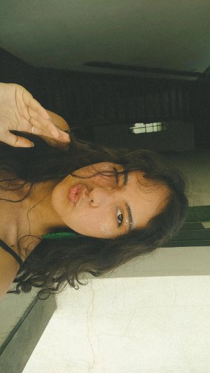 Jamilly Flores