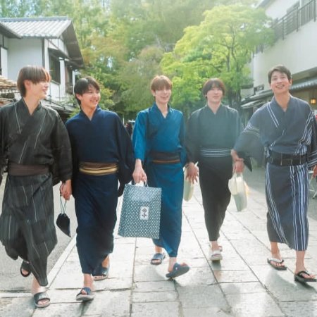 School Trip: Joined a Group I’m Not Close To (2025)