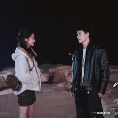 Guan Xiao Tong photo