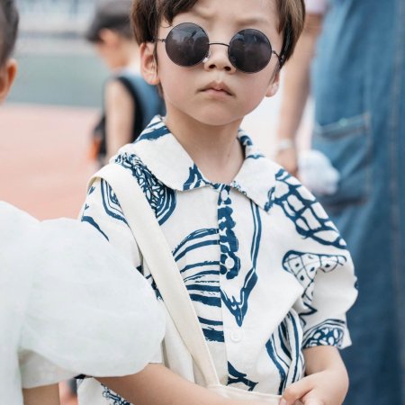 Gong Zong, Ni Jia Liu Bao You Chai Jia Le (2024)