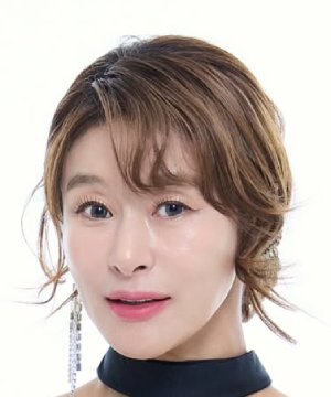 Yoo Jung Lee