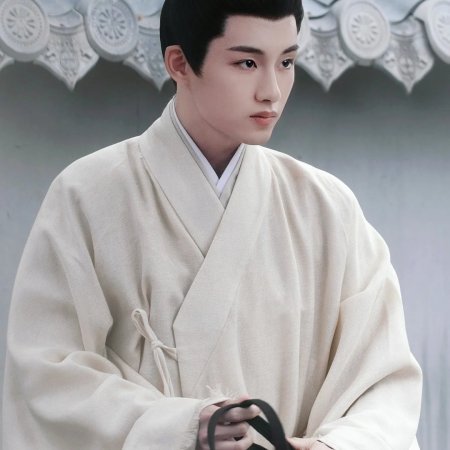 Liang Chen Mei Jin ()
