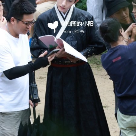 Liang Chen Mei Jin ()
