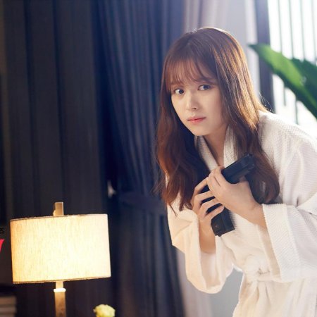 Han Hyo Joo