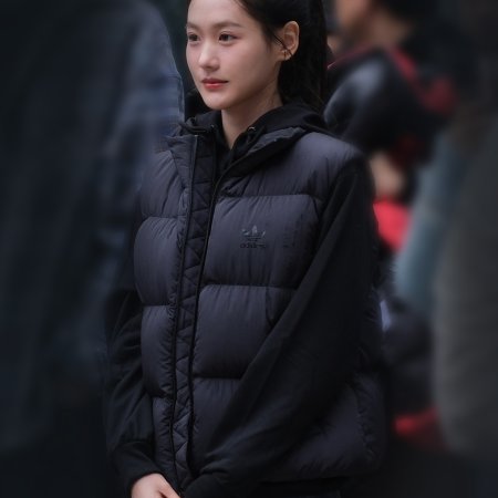 Xiao Fu De Qun Bai (2025)