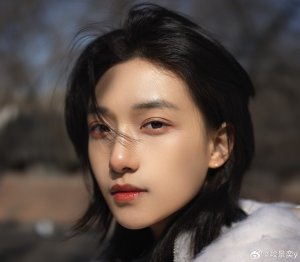 Jing Yi Duan