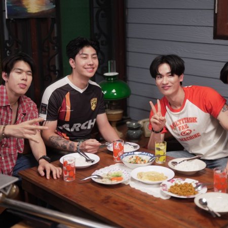 New Thitipoom Techa-apaikhun