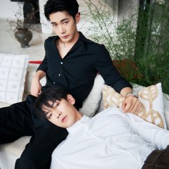 Tou Zou Ban Ge Yue Liang Chinese Drama(2025) photo