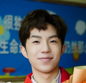 Feng Feng Qian