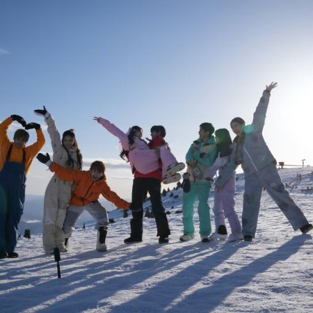 Ski into Love (2025)