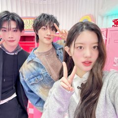 Min Ju's Pink Cabinet Korean TV Program photo