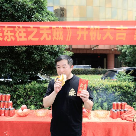 There Are No Thieves in the World (2025)