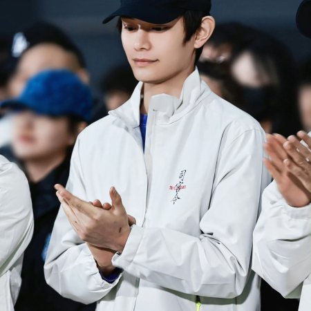 The Palace Stewardess ()